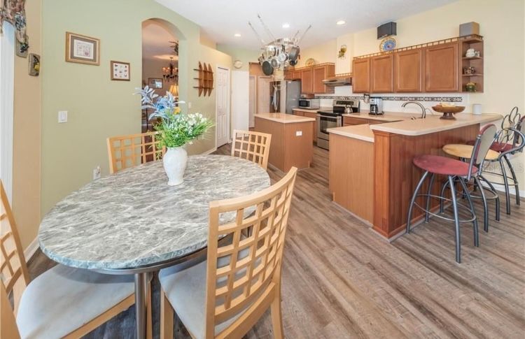 Building Photo - 2647 Wood Pointe Dr