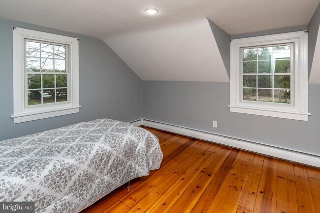 Building Photo - 180 Municipal Rd