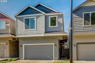 Building Photo - 13110 NE 25th St