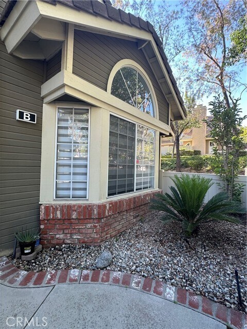 Building Photo - 20735 E Crest Ln