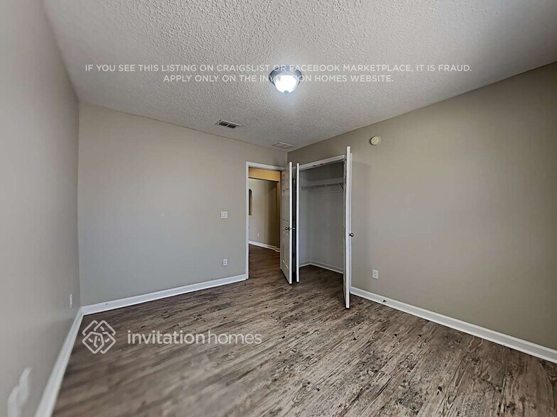 Building Photo - 8627 Stanmoor Ct
