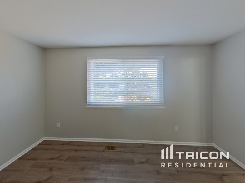 Building Photo - 4170 S Biscay Cir
