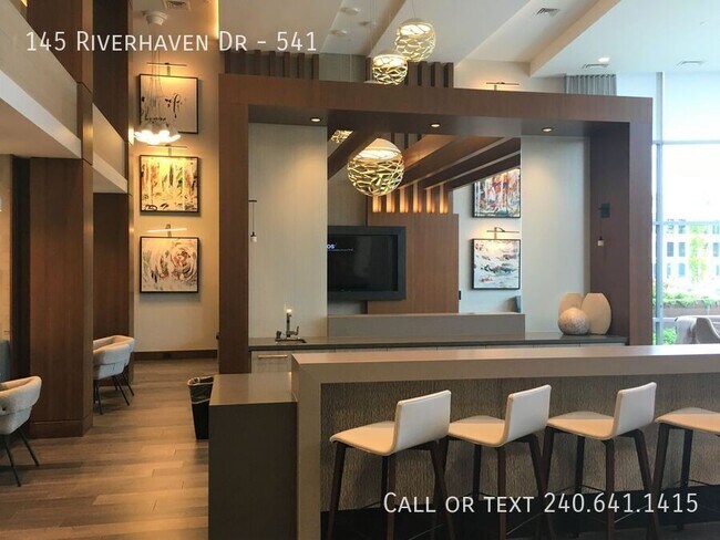 Building Photo - 145 Riverhaven Dr