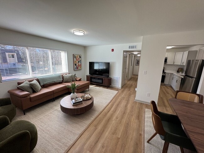 Building Photo - Park West Apartment Homes