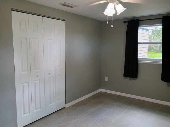 Building Photo - 6737 Udell Ln