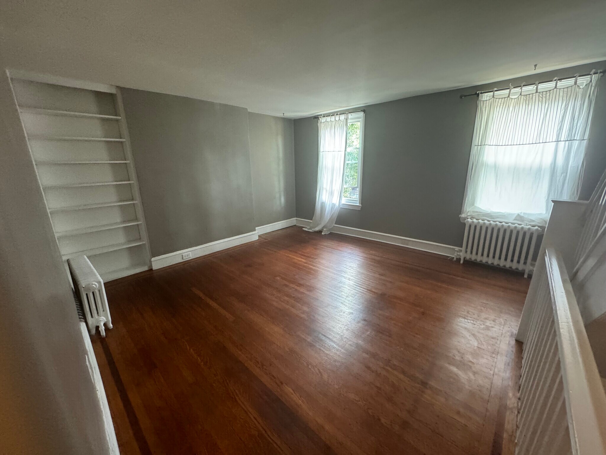 Living Room 2nd Floor - 2021 W Girard Ave