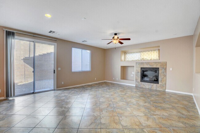 Building Photo - Beautiful Home in Amazing Rhodes Ranch - G...