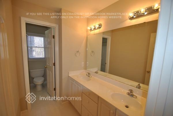 Building Photo - 5 Wilsford Ct