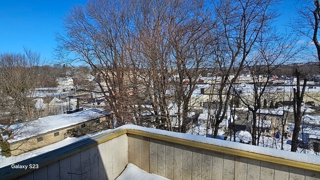 Building Photo - 17 Cleveland Ave