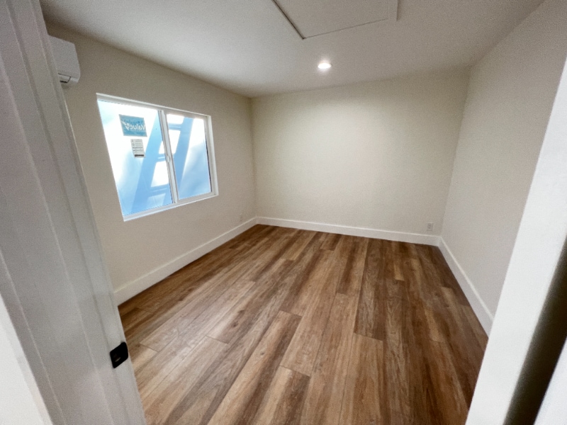 Building Photo - 8654 Vicara Dr