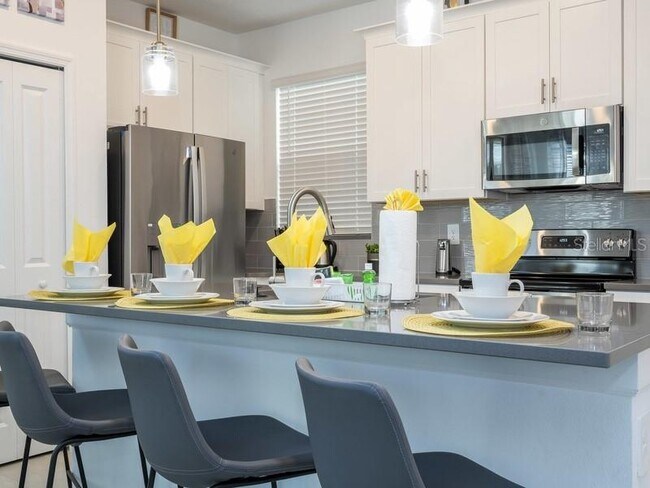 Building Photo - 8956 Takeaway Wy