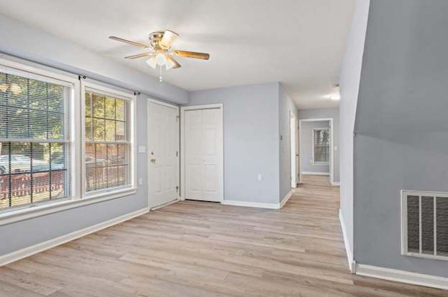 Building Photo - 1220 N 42nd St