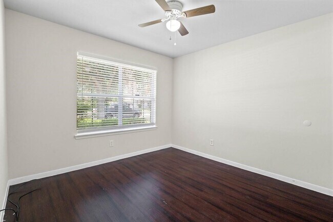Building Photo - 6631 Portlick Dr