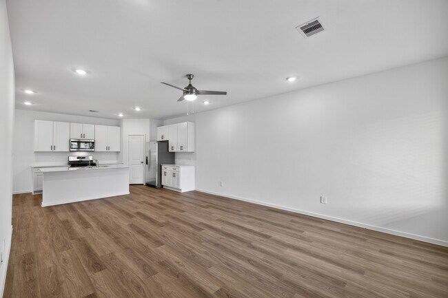 Building Photo - 3033 Brizzo Bch Ln