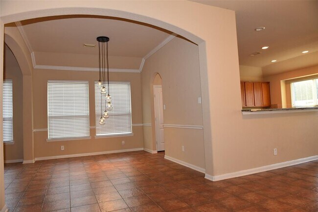 Building Photo - 6727 Oakman Ln