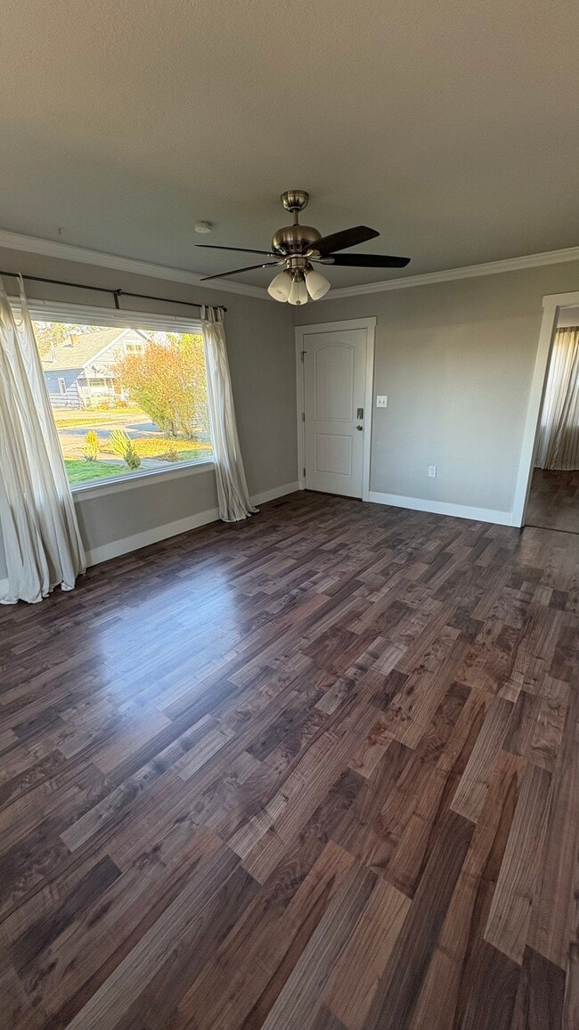 Building Photo - 1956 Lowell Ave