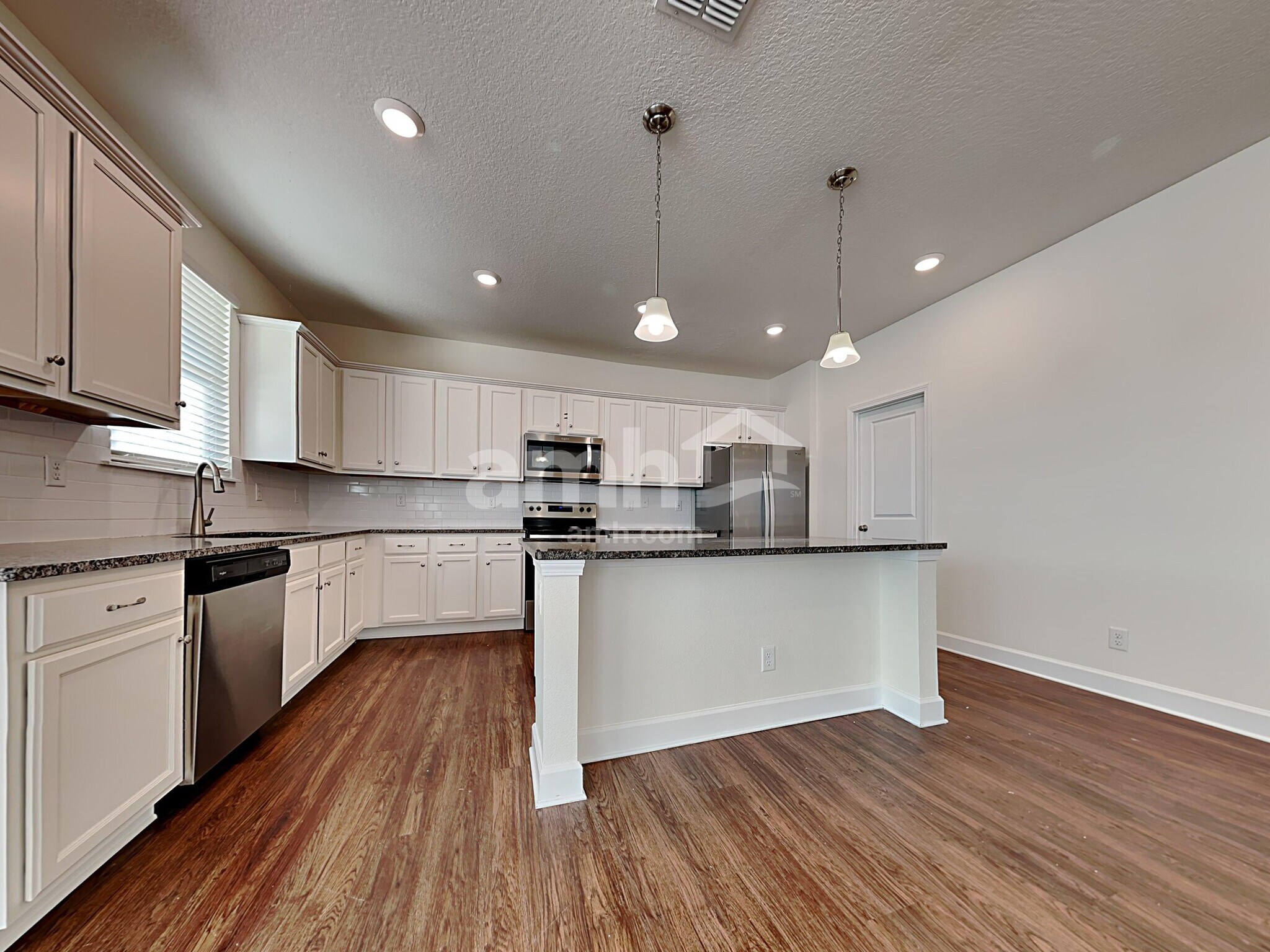 Building Photo - 105 Moultrie Crossing Ln