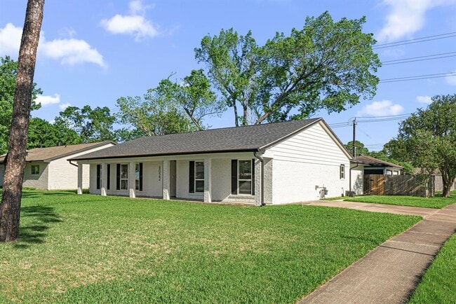 Building Photo - 6022 Willowbend Blvd