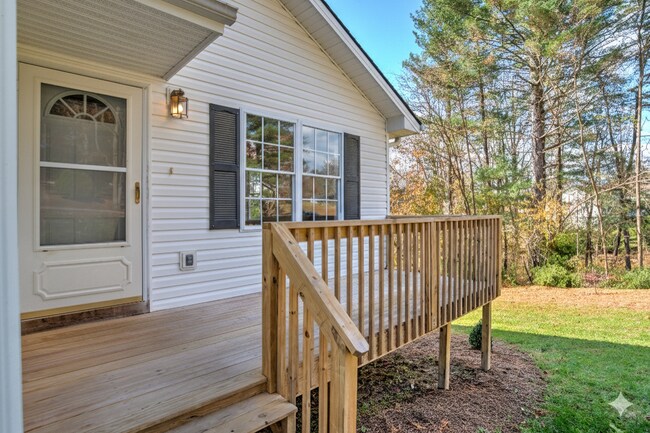 Building Photo - 216 Windsor Ct