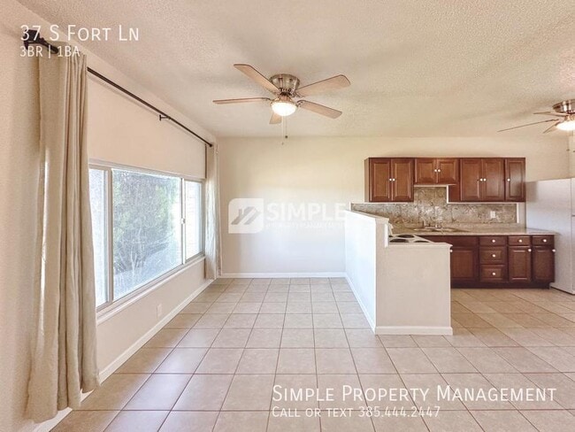 Building Photo - 37 S Fort Ln