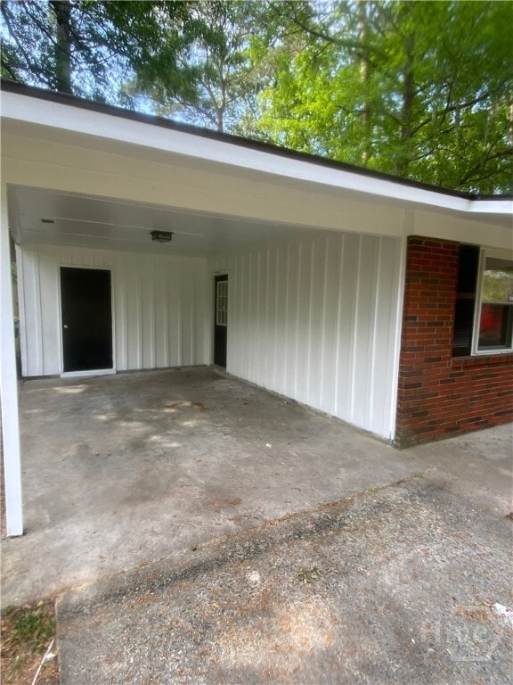 Building Photo - 409 Sharondale Rd