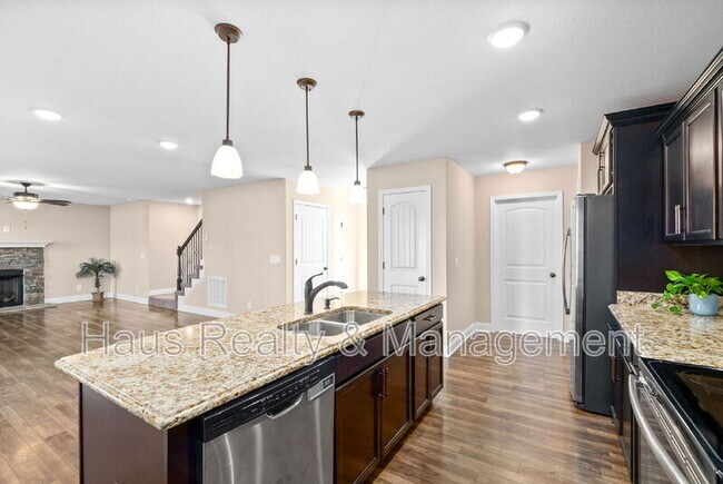 Building Photo - 112 Sycamore Hill Dr