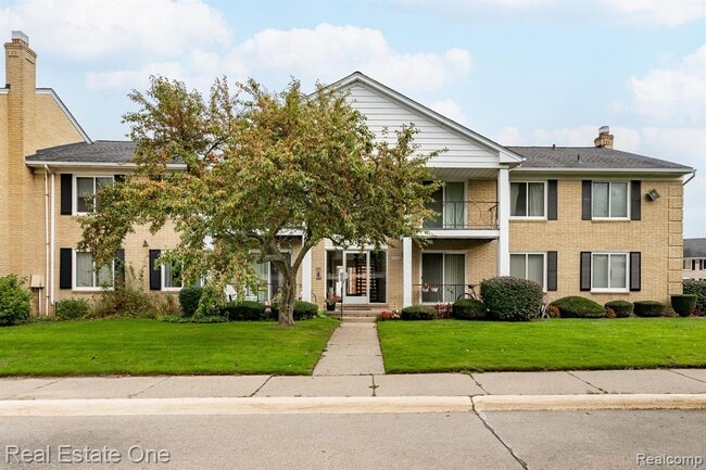 Building Photo - 37095 Nottingham Dr