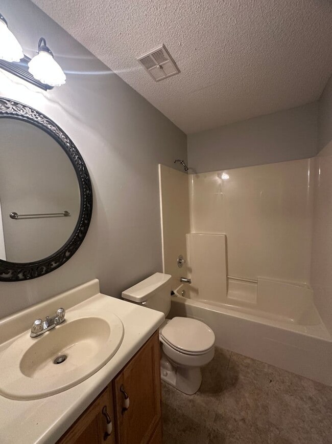 Building Photo - Valley Stream Subdivision!!