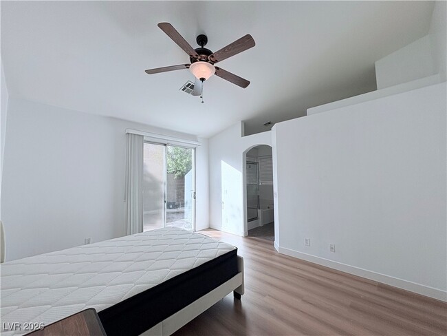 Building Photo - 11457 Storici St