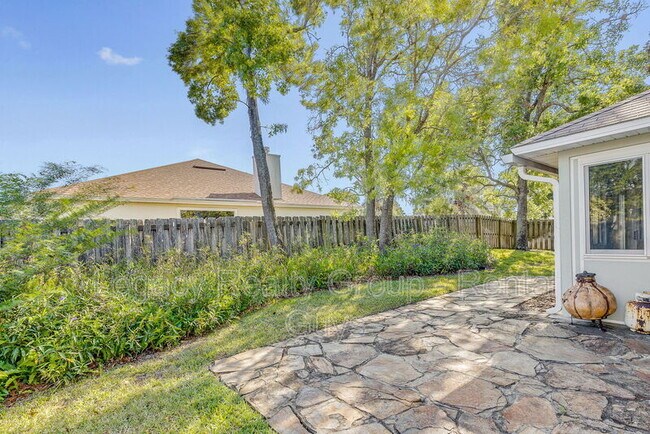 Building Photo - 12312 Harbor Winds Dr N