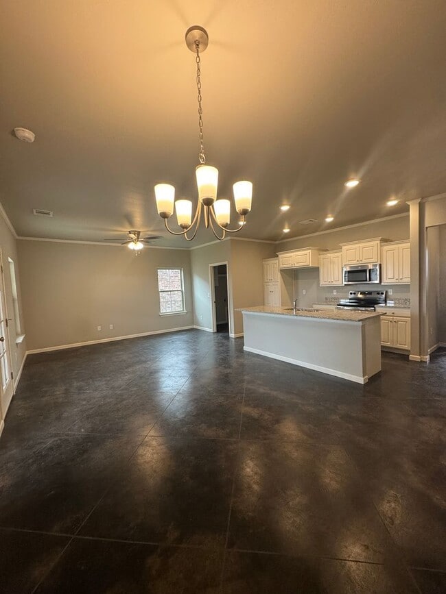 Building Photo - Located in Beacon Pointe!!! New developmen...
