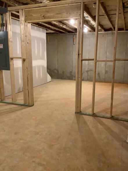 Building Photo - 4654 Sunrise Rdg