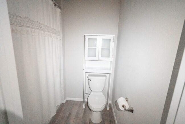 Building Photo - 7108 Buckwheat Rd