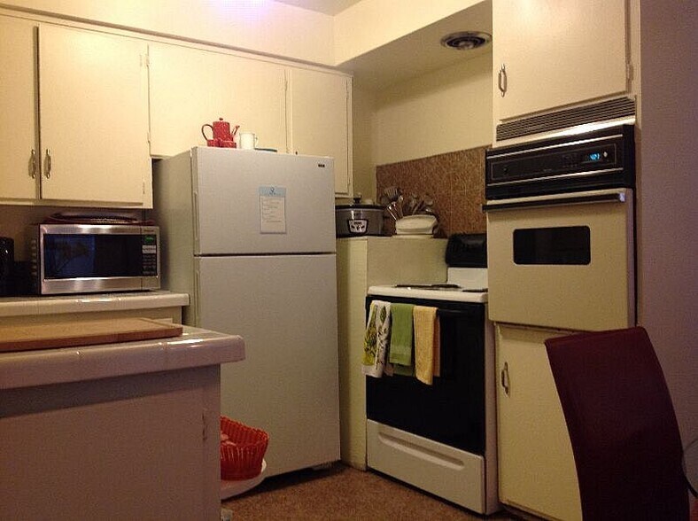 Building Photo - 3314 Treehaven Dr