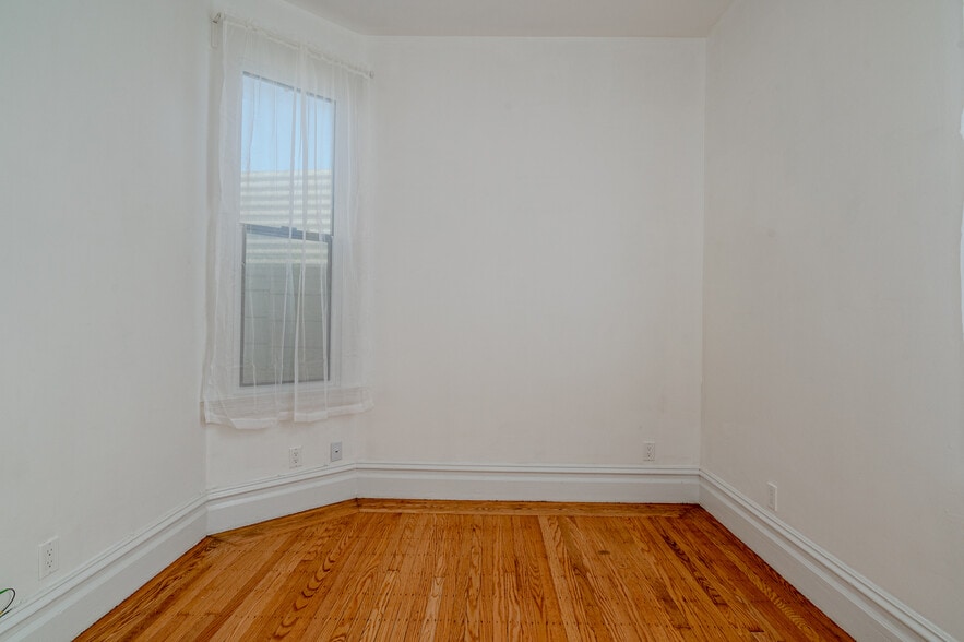 Building Photo - 237 Balboa St