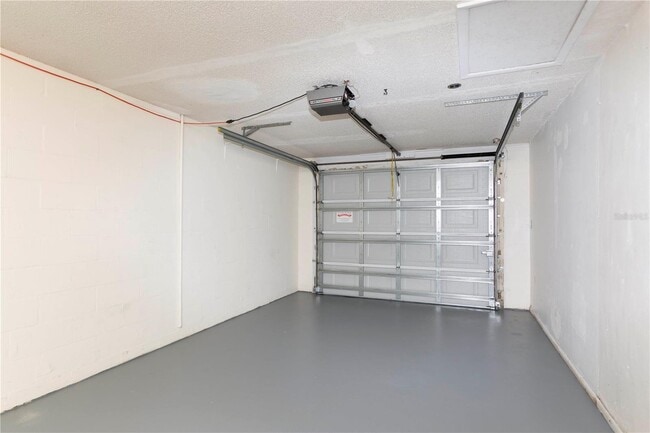 Building Photo - 6436 Baldwyn Ave