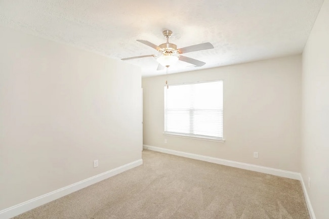 Building Photo - 1073 Berra Dr