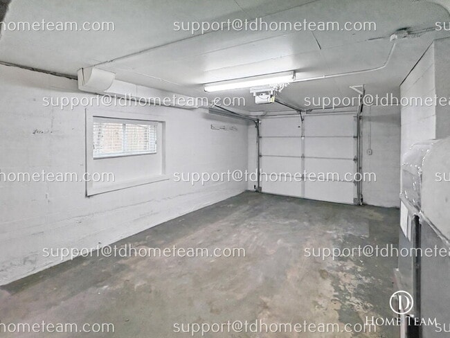 Building Photo - 17012 32nd Ave S