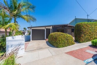 Building Photo - Hermosa Beach Home Rental