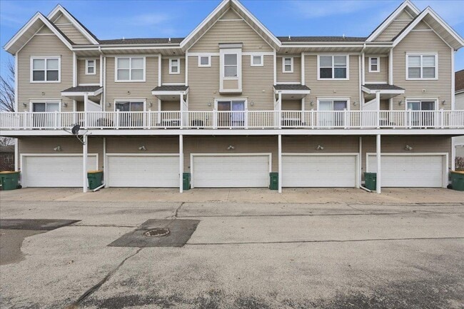 Building Photo - 3805 Design Pass