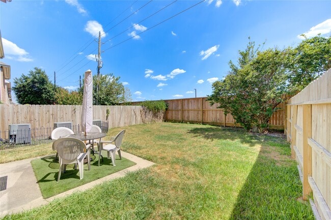 Building Photo - 14467 Basalt Ln