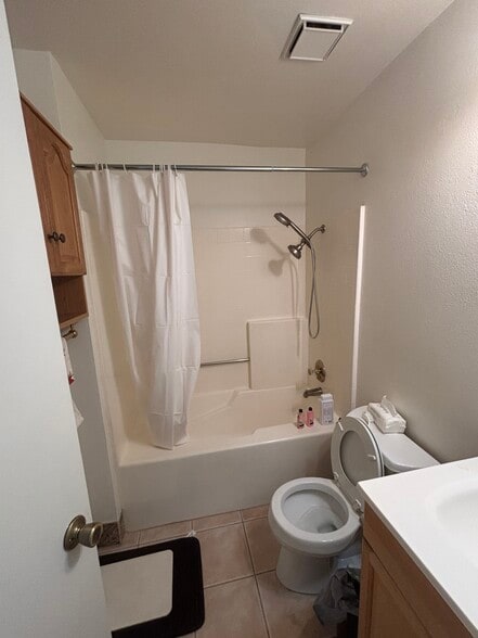 Building Photo - 17722 Sergio Cir