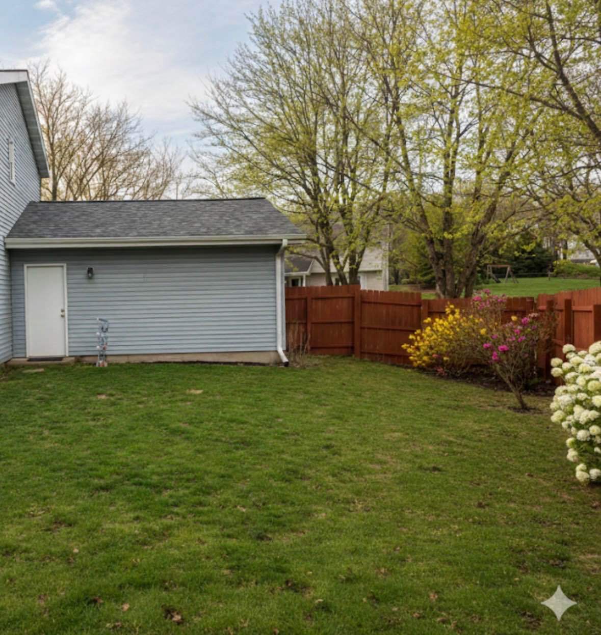 Building Photo - 7302 Gladstone Dr