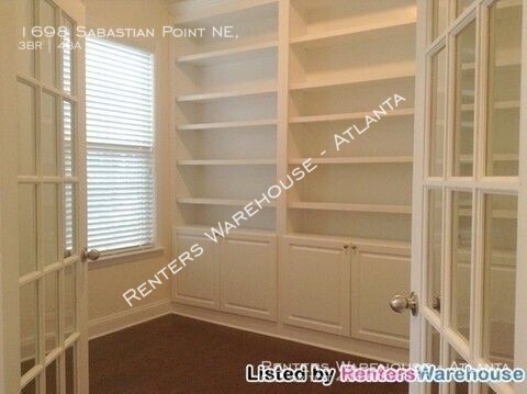 Building Photo - Spacious 3 Story-3 Bath Townhome in North ...