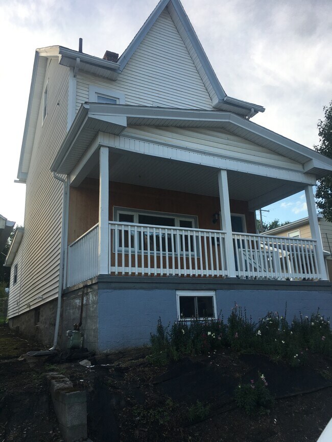 street view - 517 N 9th Ave