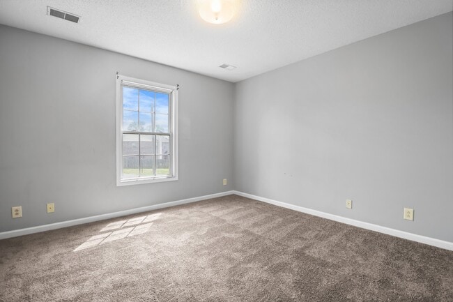 Building Photo - 1241 Gatsby Ct