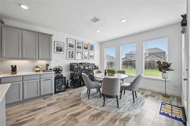 Building Photo - 1477 Shooting Star Dr