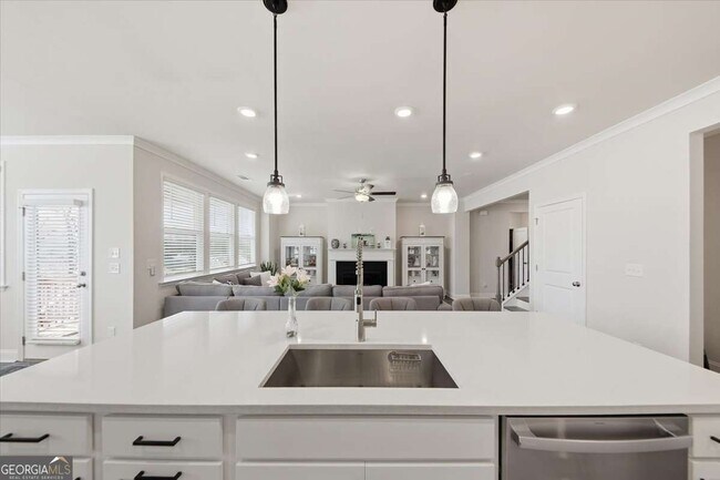 Building Photo - 3939 Alderstone Dr