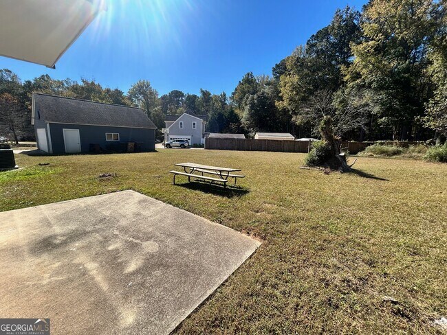 Building Photo - 15 Oak Hill Ct