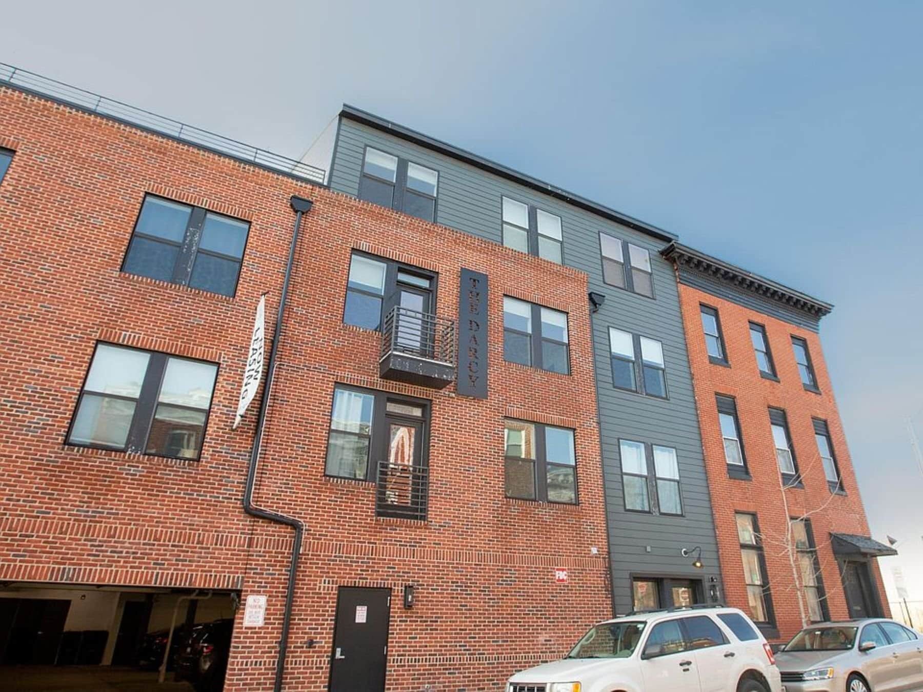 Building Photo - 1702 Light St